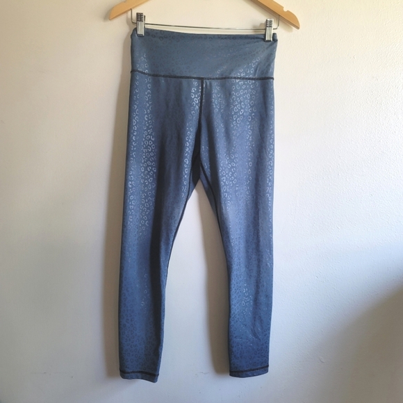 ZYIA,  Light n Tight Hi-Rise Leggings, 7/8, Slate Blue‎ Leopard,  Size 6-8 - Picture 1 of 5